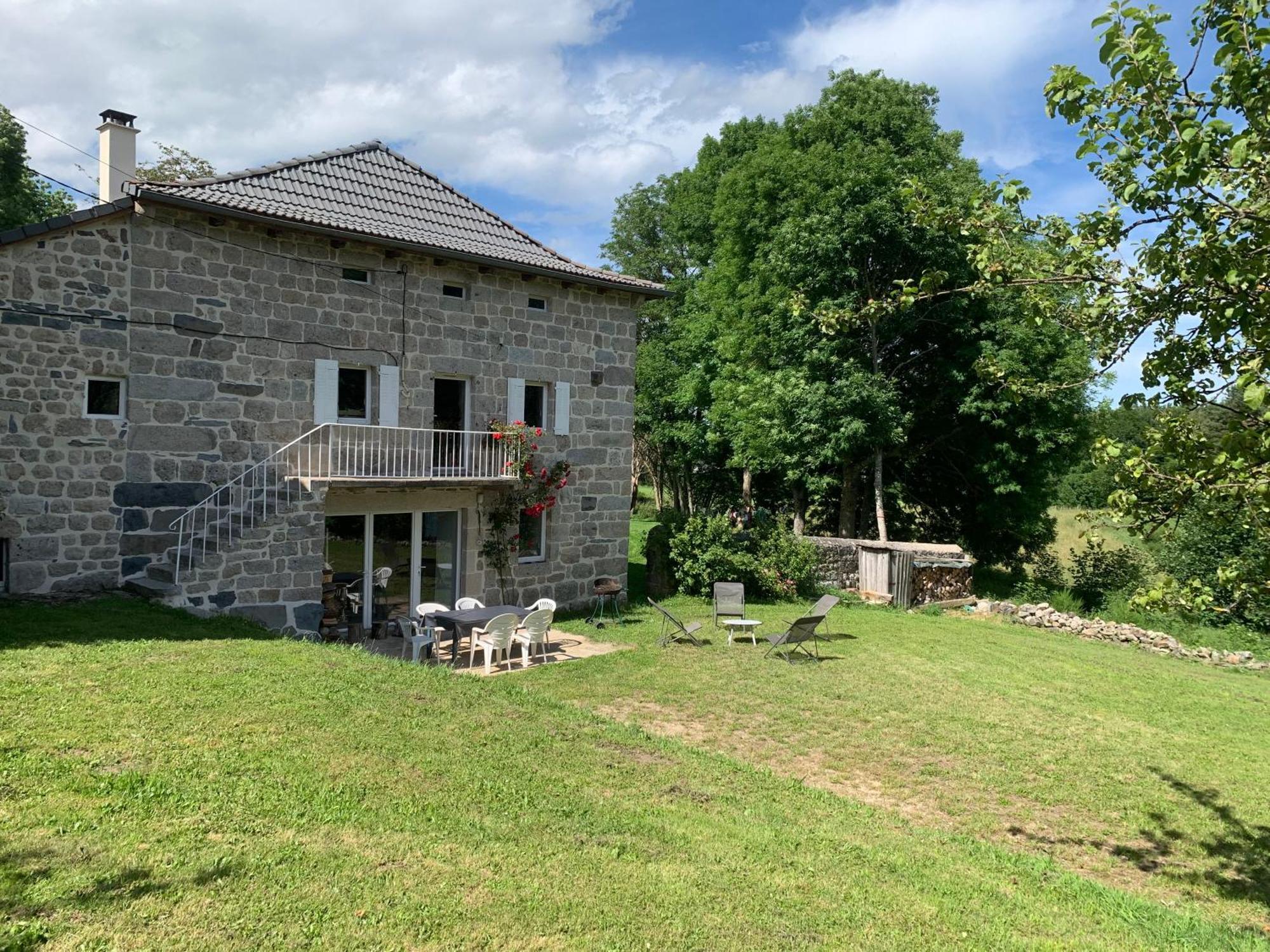 Ferme Au Calme A 15Mn Du Chambon Sur Lignon Villa Saint-Jeures Eksteriør bilde